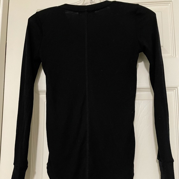 David Lerner Henley top - Picture 7 of 8